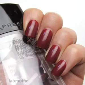 Express press on manicure IMG